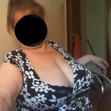 Doamna matura ofer masaj cu pupaturi